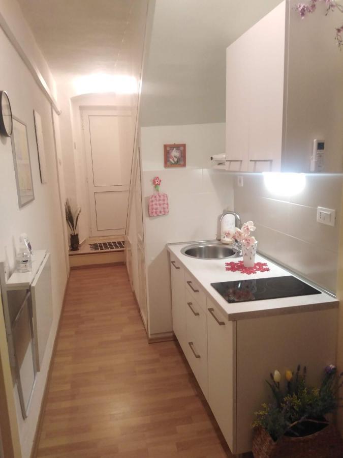 Apartment Nada Povlja  Eksteriør bilde