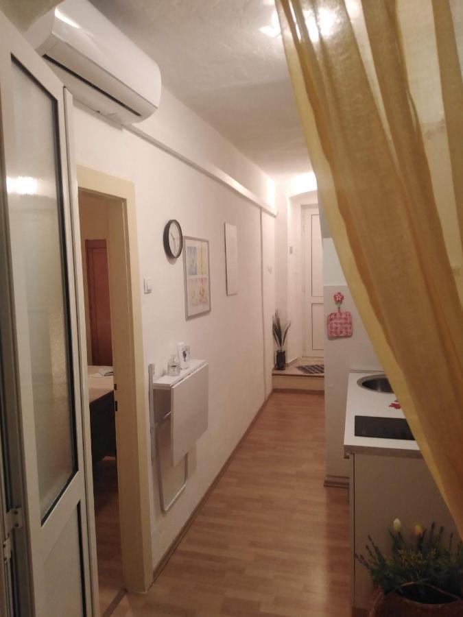 Apartment Nada Povlja  Eksteriør bilde